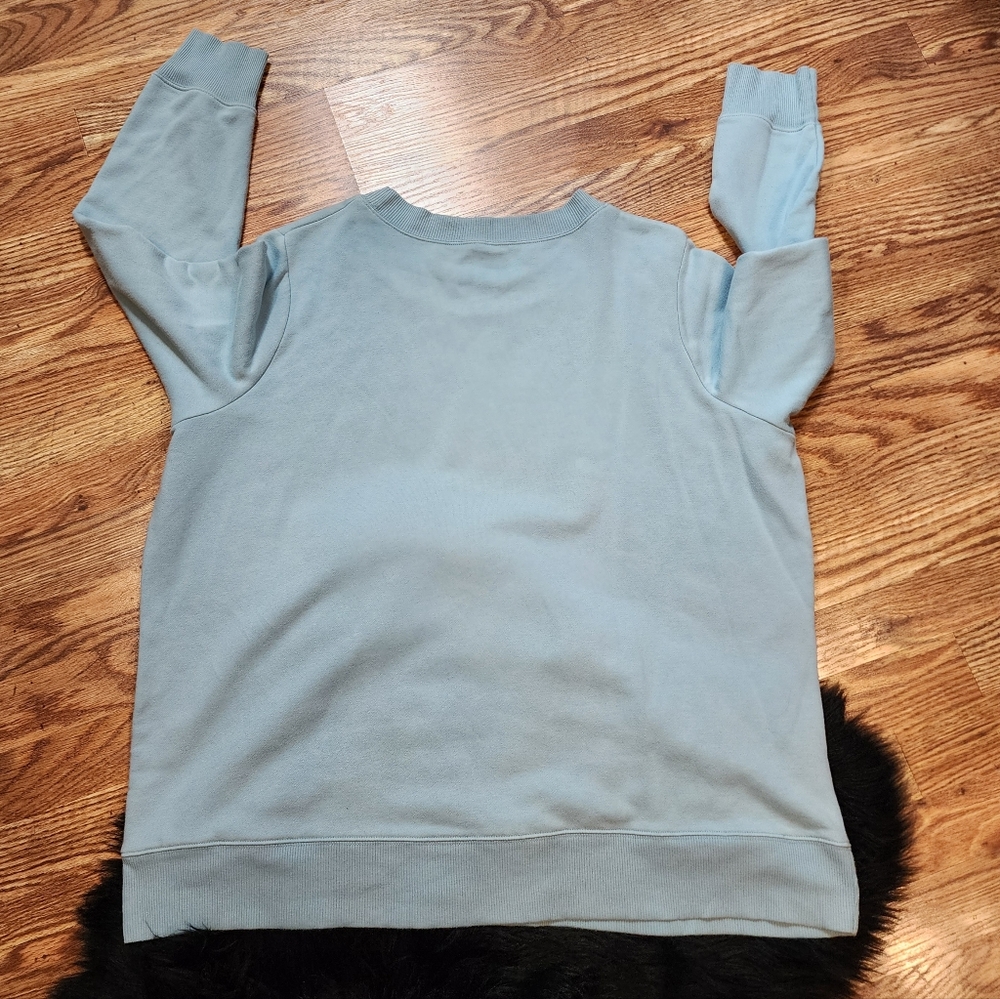 Terra and Sky Blue Sweatshirt Women's Size 2X (20Wx22W)